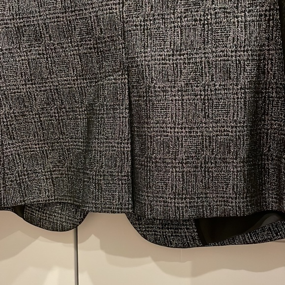Banana Republic petite plaid blazer - black/silver - Picture 5 of 11